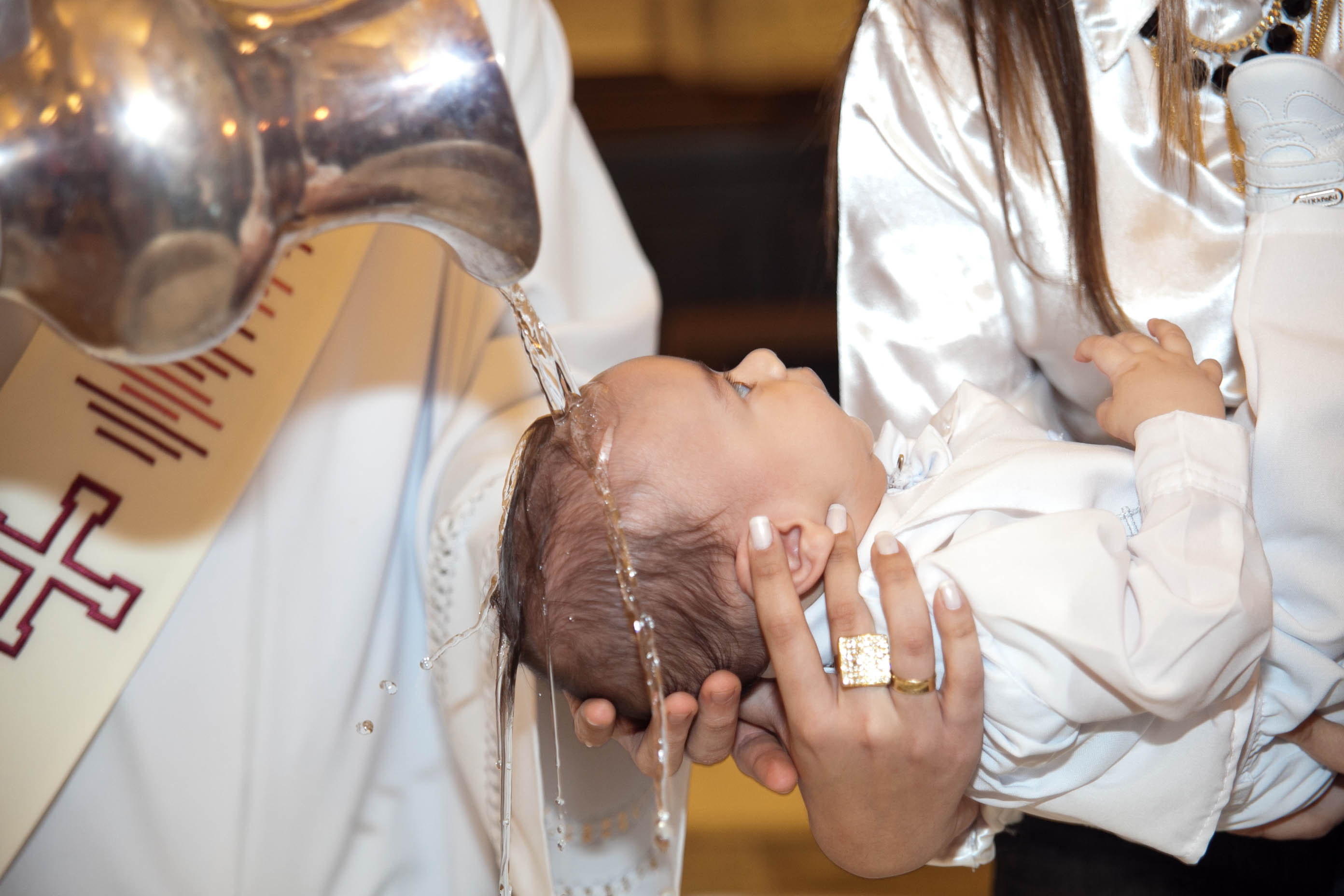 Significado Do Batizado Na Igreja Católica - LIBRAIN